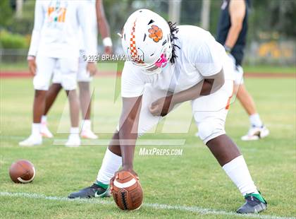 Thumbnail 1 in Seminole Seminoles vs. Jones Fightin' Tigers (Kickoff Classic) photogallery.