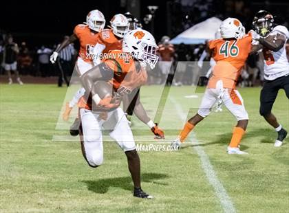 Thumbnail 3 in Seminole Seminoles vs. Jones Fightin' Tigers (Kickoff Classic) photogallery.