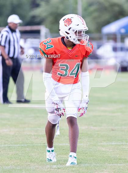 Thumbnail 2 in Seminole Seminoles vs. Jones Fightin' Tigers (Kickoff Classic) photogallery.