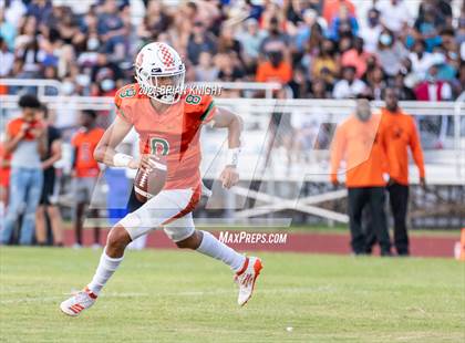 Thumbnail 2 in Seminole Seminoles vs. Jones Fightin' Tigers (Kickoff Classic) photogallery.