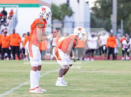 Thumbnail 3 in Seminole Seminoles vs. Jones Fightin' Tigers (Kickoff Classic) photogallery.