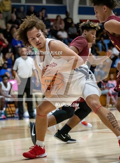Thumbnail 3 in Douglas Byrd @ Terry Sanford photogallery.