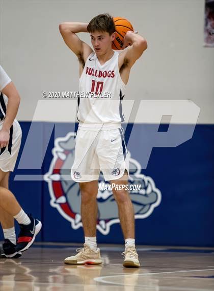 Thumbnail 1 in Douglas Byrd @ Terry Sanford photogallery.