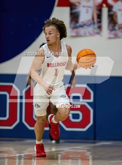 Thumbnail 1 in Douglas Byrd @ Terry Sanford photogallery.