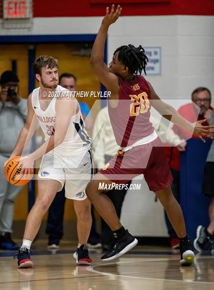 Thumbnail 2 in Douglas Byrd @ Terry Sanford photogallery.