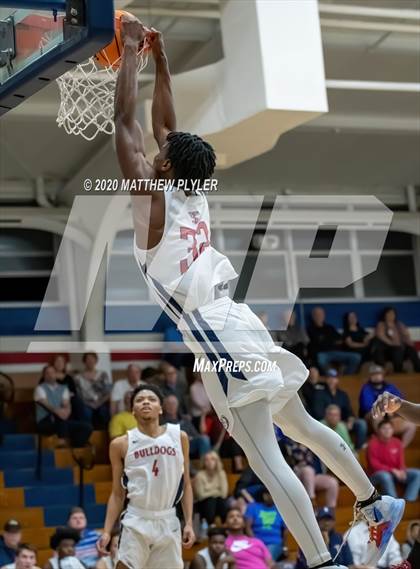 Thumbnail 2 in Douglas Byrd @ Terry Sanford photogallery.