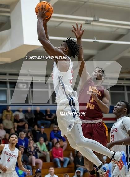 Thumbnail 2 in Douglas Byrd @ Terry Sanford photogallery.