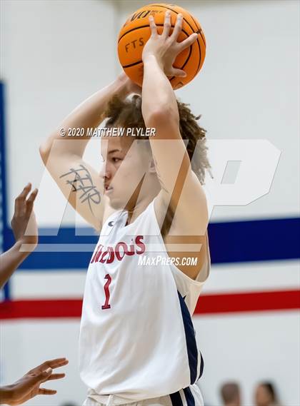 Thumbnail 2 in Douglas Byrd @ Terry Sanford photogallery.