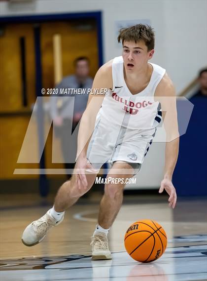 Thumbnail 2 in Douglas Byrd @ Terry Sanford photogallery.