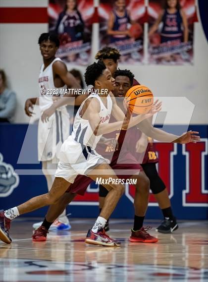 Thumbnail 1 in Douglas Byrd @ Terry Sanford photogallery.