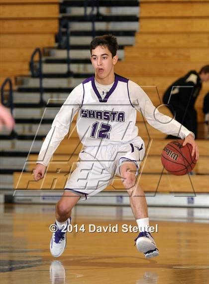 Thumbnail 1 in Lowel vs. Shasta (Trojan Toss-Up) photogallery.