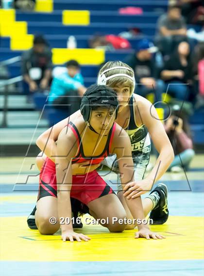 Thumbnail 1 in Etiwanda @ Los Osos photogallery.