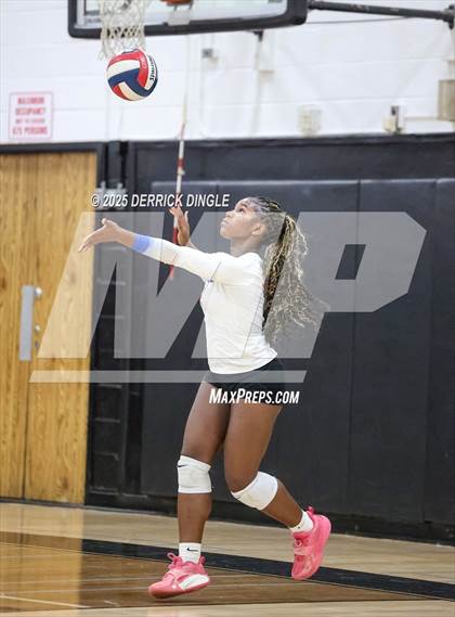 Thumbnail 2 in Malverne @ West Hempstead photogallery.