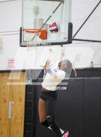 Thumbnail 1 in Malverne @ West Hempstead photogallery.