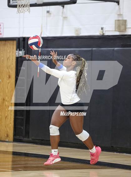 Thumbnail 1 in Malverne @ West Hempstead photogallery.