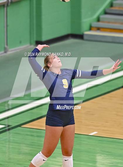 Thumbnail 1 in Delta @ Yorktown photogallery.