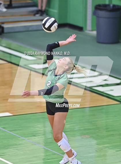 Thumbnail 1 in Delta @ Yorktown photogallery.