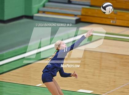 Thumbnail 1 in Delta @ Yorktown photogallery.