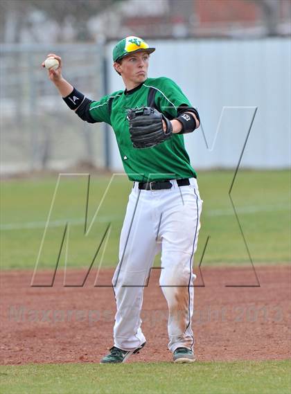 Thumbnail 1 in Nocona vs Valley View (Lindsay Tournament) photogallery.