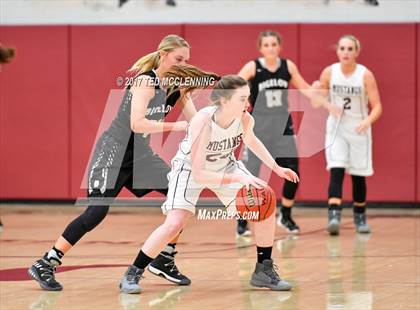 Thumbnail 1 in Bigelow @ Perryville photogallery.