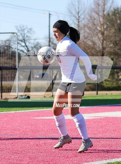 Thumbnail 3 in Mabank vs. Garland (Terrell Winter Classic) photogallery.
