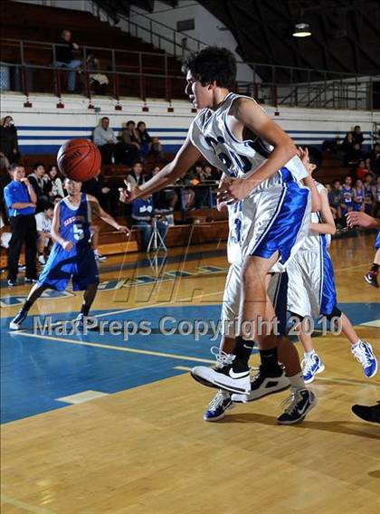 Thumbnail 3 in San Marino vs San Gabriel photogallery.