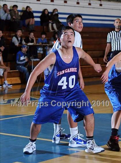 Thumbnail 1 in San Marino vs San Gabriel photogallery.