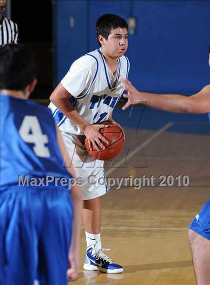 Thumbnail 2 in San Marino vs San Gabriel photogallery.