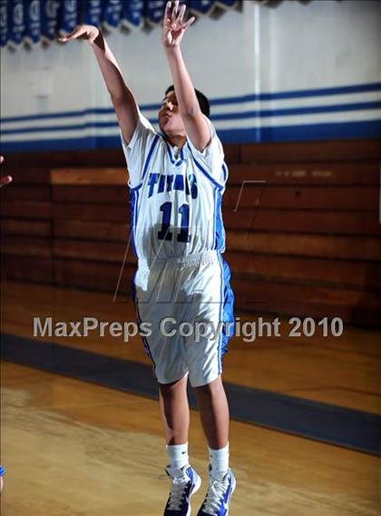 Thumbnail 2 in San Marino vs San Gabriel photogallery.