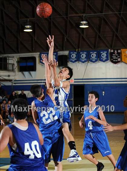 Thumbnail 1 in San Marino vs San Gabriel photogallery.