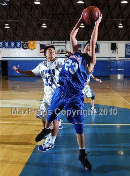 Thumbnail 3 in San Marino vs San Gabriel photogallery.