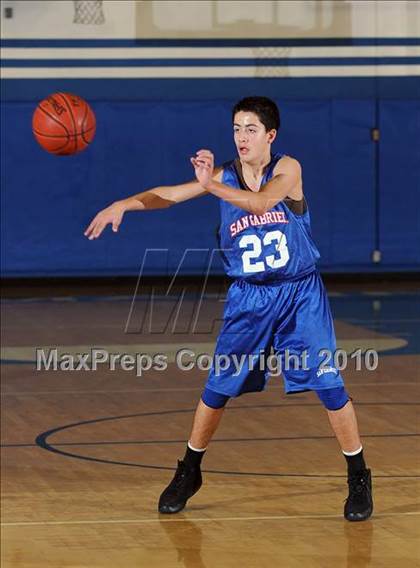 Thumbnail 1 in San Marino vs San Gabriel photogallery.