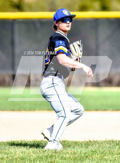 Thumbnail 2 in Olathe South @ Shawnee Mission West photogallery.