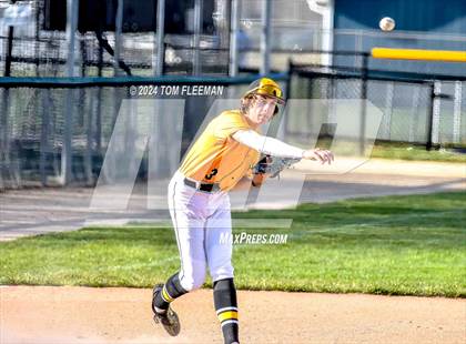 Thumbnail 3 in Olathe South @ Shawnee Mission West photogallery.