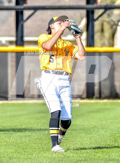 Thumbnail 2 in Olathe South @ Shawnee Mission West photogallery.
