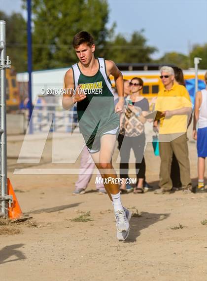 Thumbnail 1 in Nyssa Invitational photogallery.