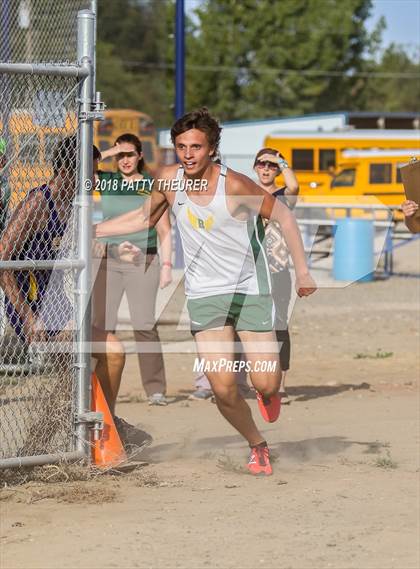 Thumbnail 2 in Nyssa Invitational photogallery.