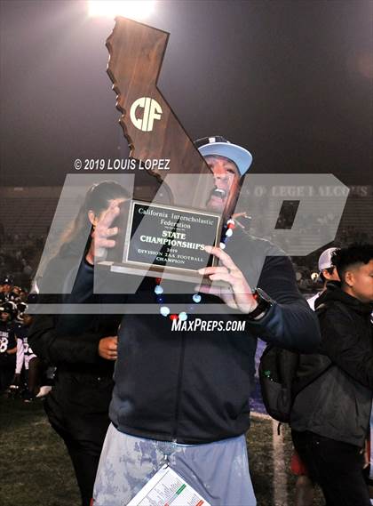 Thumbnail 3 in Clayton Valley Charter vs. Aquinas (CIF State DIV 2AA Final) photogallery.