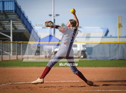 Thumbnail 3 in McClintock VS Valley Christian photogallery.
