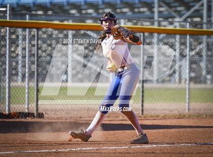Thumbnail 2 in McClintock VS Valley Christian photogallery.