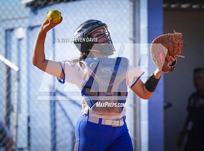 Thumbnail 1 in McClintock VS Valley Christian photogallery.