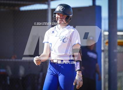 Thumbnail 2 in McClintock VS Valley Christian photogallery.