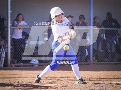 Thumbnail 3 in McClintock VS Valley Christian photogallery.