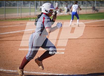 Thumbnail 2 in McClintock VS Valley Christian photogallery.