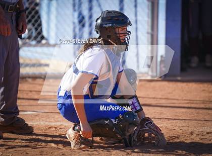Thumbnail 2 in McClintock VS Valley Christian photogallery.