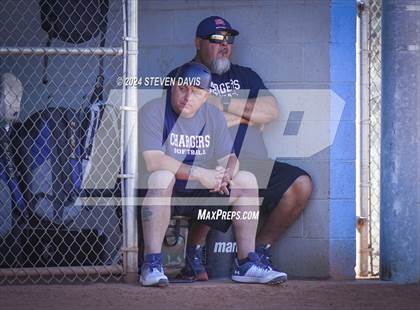Thumbnail 2 in McClintock VS Valley Christian photogallery.