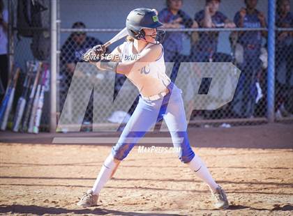 Thumbnail 2 in McClintock VS Valley Christian photogallery.