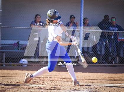 Thumbnail 3 in McClintock VS Valley Christian photogallery.