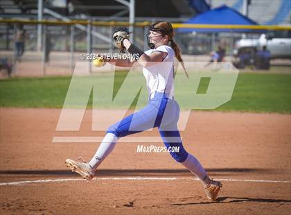 Thumbnail 3 in McClintock VS Valley Christian photogallery.