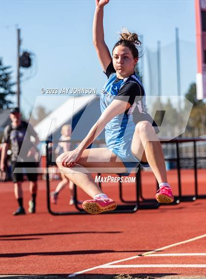 Thumbnail 3 in Rob Allen Twilight Invitational (Long Jump) photogallery.